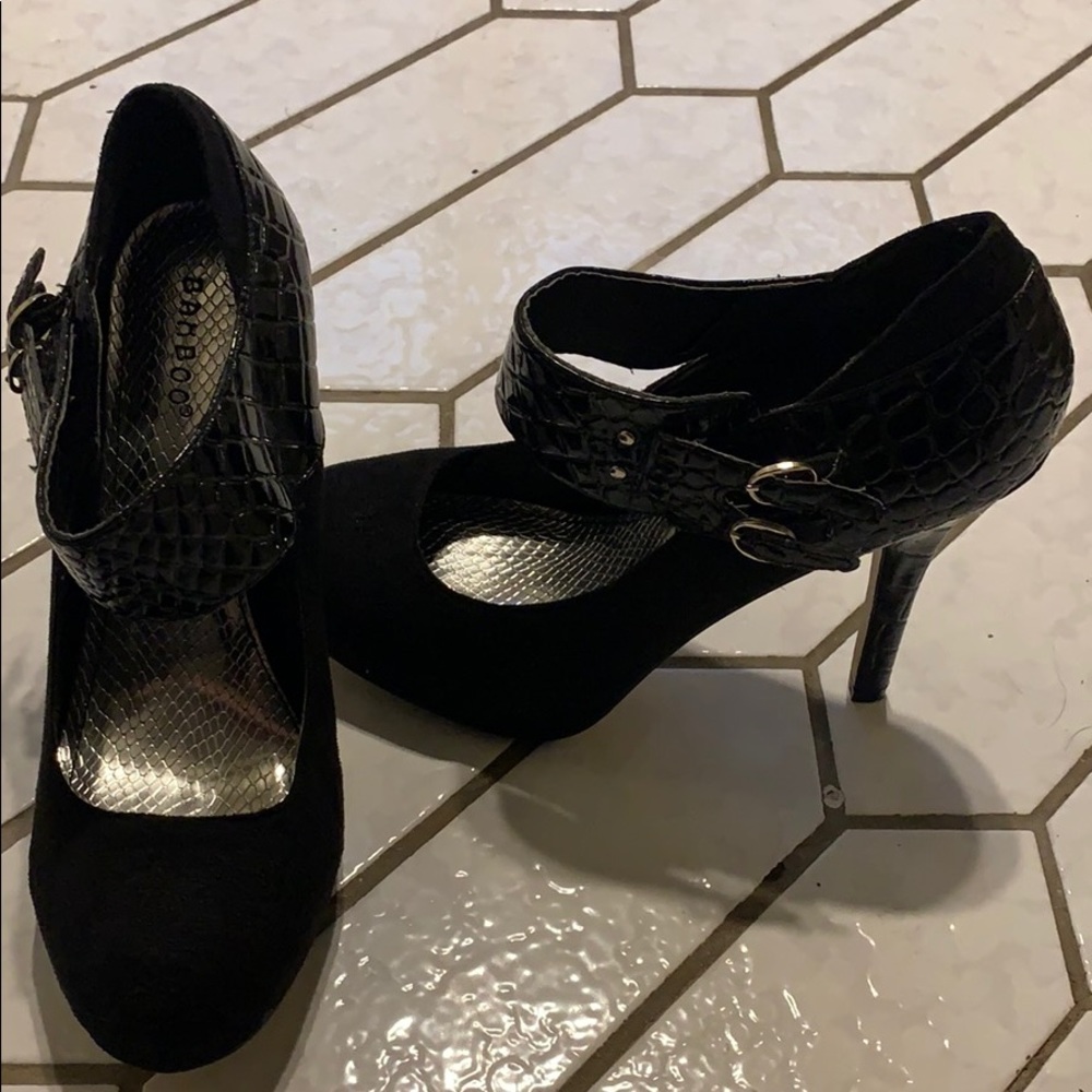 Black stiletto heels